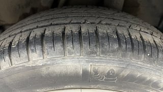 Used 2014 Honda City [2014-2017] VX Diesel Diesel Manual tyres LEFT REAR TYRE TREAD VIEW