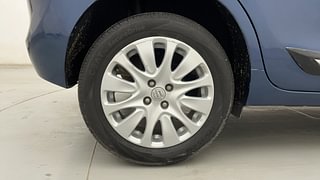 Used 2018 Maruti Suzuki Baleno [2015-2019] Zeta Petrol Petrol Manual tyres RIGHT REAR TYRE RIM VIEW