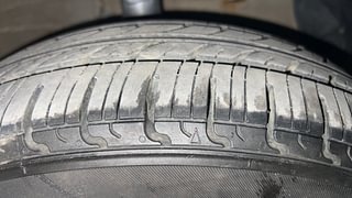 Used 2015 Hyundai Xcent [2014-2017] Base Petrol Petrol Manual tyres RIGHT FRONT TYRE TREAD VIEW