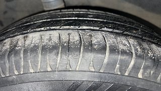 Used 2014 Renault Pulse [2012-2018] RxL Petrol Petrol Manual tyres RIGHT REAR TYRE TREAD VIEW