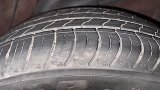 Used 2017 Hyundai Verna [2017-2020] 1.6 VTVT SX Petrol Manual tyres LEFT REAR TYRE TREAD VIEW