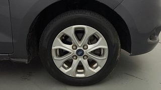 Used 2018 Ford Figo [2015-2019] Titanium1.5 TDCi Diesel Manual tyres RIGHT FRONT TYRE RIM VIEW