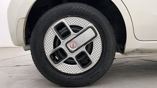 Used 2014 Renault Pulse [2012-2018] RxL Petrol Petrol Manual tyres RIGHT REAR TYRE RIM VIEW