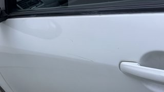Used 2016 Maruti Suzuki Swift [2011-2017] ZXi Petrol Manual dents MINOR SCRATCH