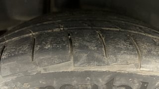 Used 2015 Maruti Suzuki Ciaz [2014-2017] ZDi+ Diesel Manual tyres RIGHT REAR TYRE TREAD VIEW