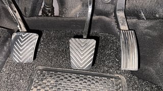 Used 2017 Hyundai Verna [2017-2020] 1.6 VTVT SX Petrol Manual interior PEDALS VIEW