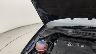 Used 2015 Volkswagen Polo [2014-2020] Highline 1.5 (D) Diesel Manual engine ENGINE RIGHT SIDE HINGE & APRON VIEW