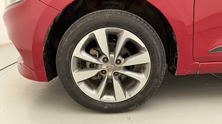 Used 2015 Hyundai Elite i20 [2014-2018] Asta 1.2 Petrol Manual tyres LEFT FRONT TYRE RIM VIEW