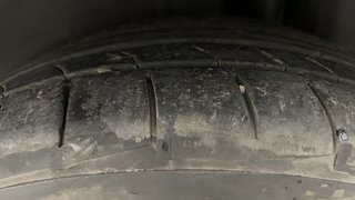 Used 2015 Maruti Suzuki Ciaz [2014-2017] ZDi+ Diesel Manual tyres LEFT REAR TYRE TREAD VIEW