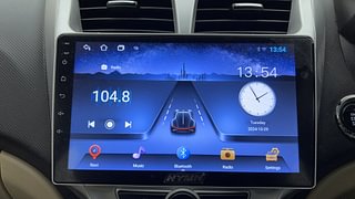 Used 2017 Hyundai Verna [2017-2020] 1.6 VTVT SX Petrol Manual top_features Touch screen infotainment system
