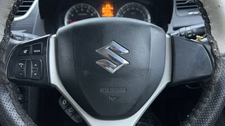 Used 2016 Maruti Suzuki Swift [2011-2017] ZXi Petrol Manual top_features Steering mounted controls