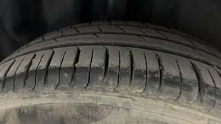 Used 2015 Volkswagen Polo [2014-2020] Highline 1.5 (D) Diesel Manual tyres RIGHT REAR TYRE TREAD VIEW