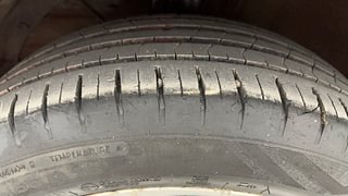 Used 2015 Maruti Suzuki Baleno [2015-2019] Alpha Diesel Diesel Manual tyres LEFT FRONT TYRE TREAD VIEW