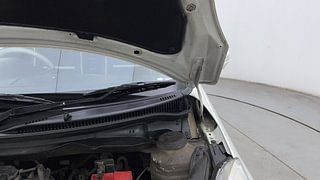 Used 2016 Maruti Suzuki Swift [2011-2017] ZXi Petrol Manual engine ENGINE LEFT SIDE HINGE & APRON VIEW