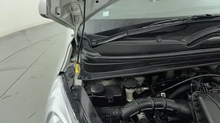 Used 2012 Hyundai i10 magna 1.1 Petrol Manual engine ENGINE RIGHT SIDE HINGE & APRON VIEW