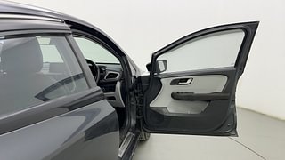 Used 2020 Tata Altroz XZ 1.2 Petrol Manual interior RIGHT FRONT DOOR OPEN VIEW