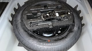 Used 2023 Volkswagen Virtus Highline 1.0 TSI MT Petrol Manual tyres SPARE TYRE VIEW