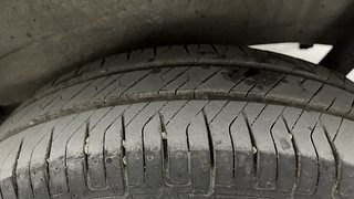 Used 2013 Maruti Suzuki Wagon R 1.0 [2010-2019] VXi Petrol Manual tyres LEFT REAR TYRE TREAD VIEW