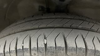 Used 2013 Maruti Suzuki Wagon R 1.0 [2010-2019] VXi Petrol Manual tyres RIGHT FRONT TYRE TREAD VIEW