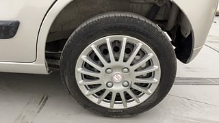 Used 2013 Maruti Suzuki Wagon R 1.0 [2010-2019] VXi Petrol Manual tyres LEFT REAR TYRE RIM VIEW