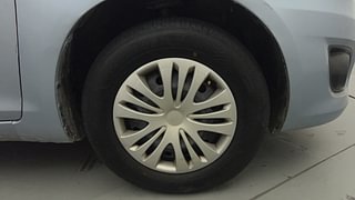 Used 2013 Maruti Suzuki Swift Dzire VXI Petrol Manual tyres RIGHT FRONT TYRE RIM VIEW