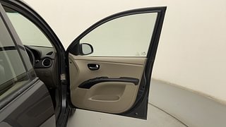 Used 2011 Hyundai i10 [2010-2016] Asta Petrol Petrol Manual interior RIGHT FRONT DOOR OPEN VIEW