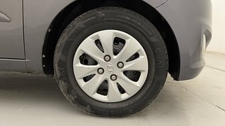 Used 2011 Hyundai i10 [2010-2016] Asta Petrol Petrol Manual tyres RIGHT FRONT TYRE RIM VIEW