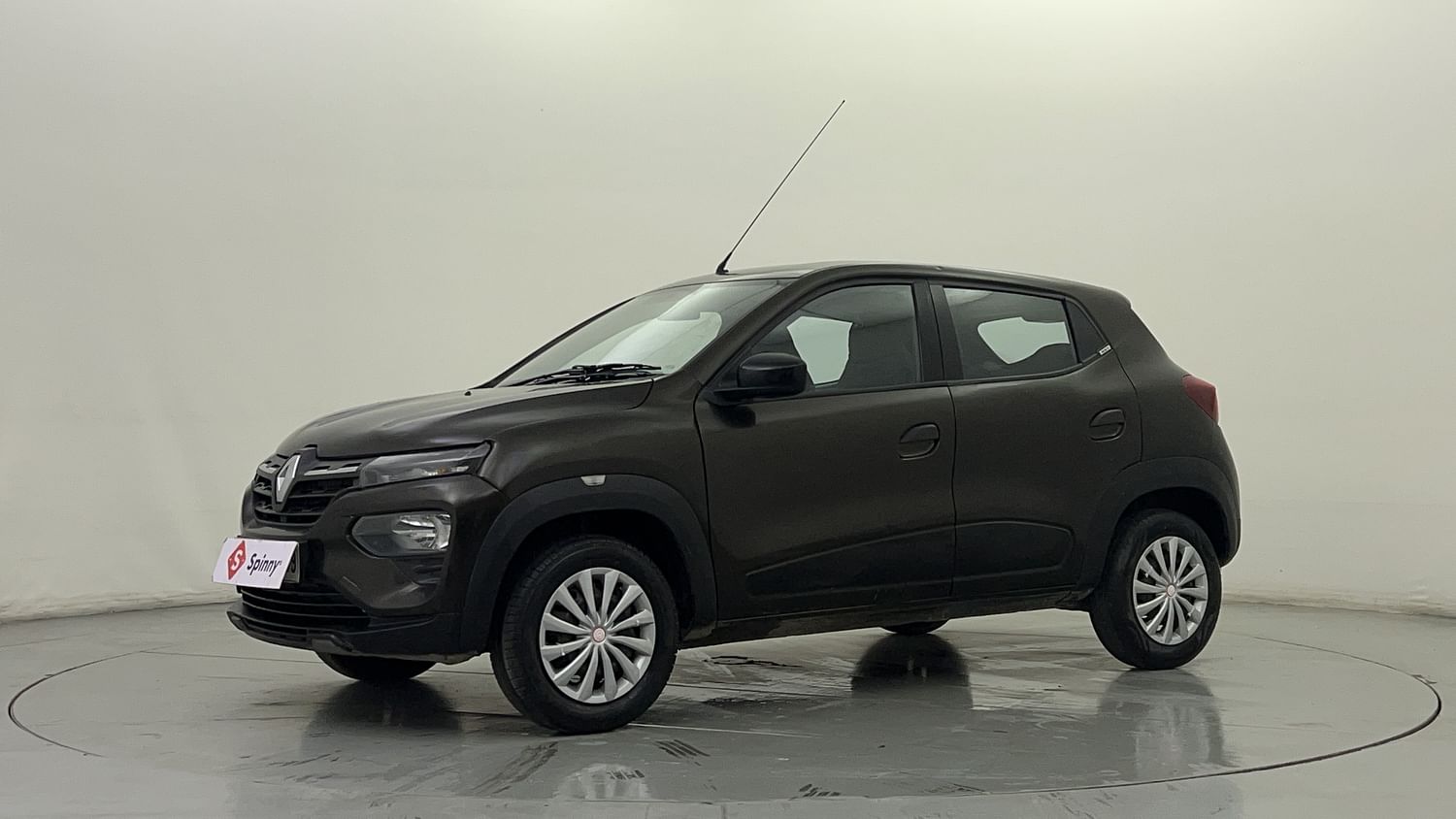 LEFT FRONT CORNER VIEW