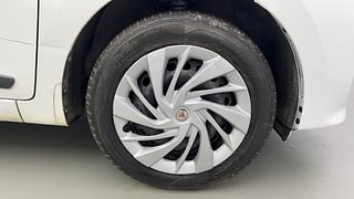 Used 2019 Hyundai Grand i10 Sportz 1.2 Kappa VTVT Petrol Manual tyres RIGHT FRONT TYRE RIM VIEW