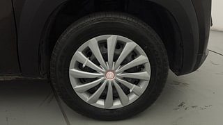 Used 2021 renault Kwid 1.0 RXT Opt Petrol Manual tyres RIGHT FRONT TYRE RIM VIEW