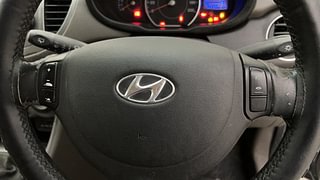 Used 2011 Hyundai i10 [2010-2016] Asta Petrol Petrol Manual top_features Steering mounted controls