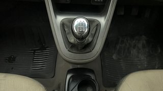 Used 2011 Hyundai i10 [2010-2016] Asta Petrol Petrol Manual interior GEAR  KNOB VIEW