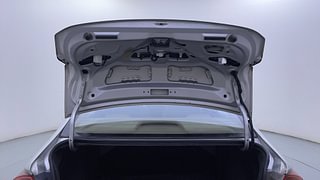 Used 2014 Honda City [2014-2017] VX CVT Petrol Automatic interior DICKY DOOR OPEN VIEW
