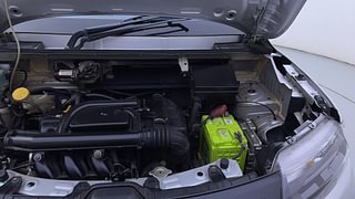 Used 2022 Renault Kwid 1.0 RXT AMT SCE Petrol Automatic engine ENGINE LEFT SIDE HINGE & APRON VIEW
