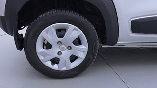 Used 2022 Renault Kwid 1.0 RXT AMT SCE Petrol Automatic tyres RIGHT REAR TYRE RIM VIEW