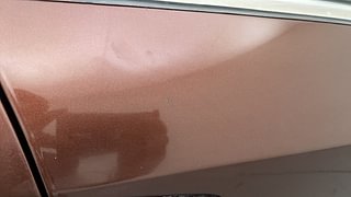 Used 2018 Mahindra XUV500 [2018-2021] W11 AT Diesel Automatic dents MINOR DENT