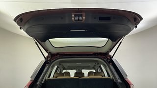 Used 2018 Mahindra XUV500 [2018-2021] W11 AT Diesel Automatic interior DICKY DOOR OPEN VIEW