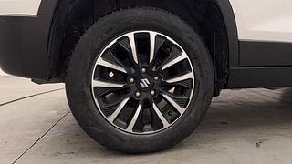 Used 2021 Maruti Suzuki Vitara Brezza [2020-2022] ZXI Plus AT Petrol Automatic tyres RIGHT REAR TYRE RIM VIEW