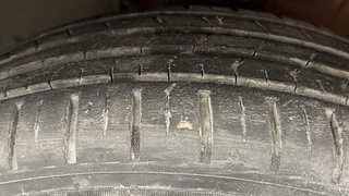 Used 2018 Maruti Suzuki Ignis [2017-2020] Delta MT Petrol Petrol Manual tyres LEFT FRONT TYRE TREAD VIEW