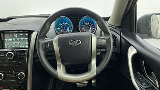Used 2018 Mahindra XUV500 [2018-2021] W11 AT Diesel Automatic interior STEERING VIEW