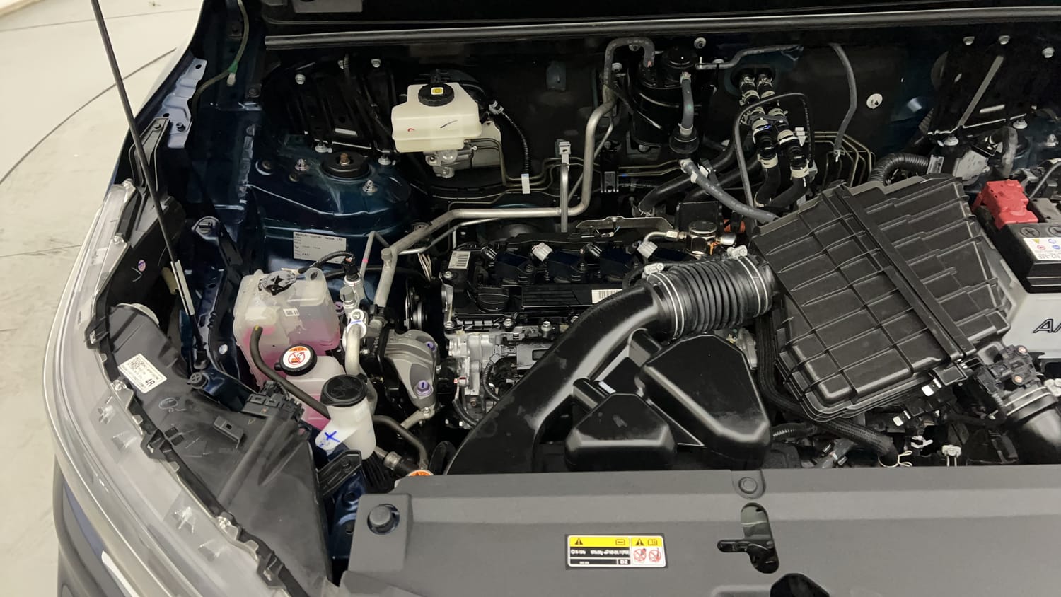 New Maruti Suzuki Invicto engine ENGINE RIGHT SIDE VIEW