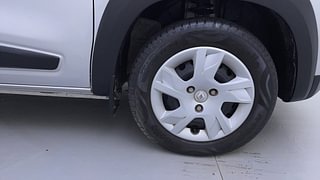 Used 2022 Renault Kwid 1.0 RXT AMT SCE Petrol Automatic tyres RIGHT FRONT TYRE RIM VIEW