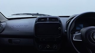 Used 2022 Renault Kwid 1.0 RXT AMT SCE Petrol Automatic interior MUSIC SYSTEM & AC CONTROL VIEW