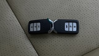 Used 2014 Honda City [2014-2017] VX CVT Petrol Automatic extra CAR KEY VIEW