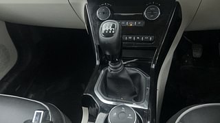 Used 2021 Tata Nexon XZ Plus (O) Petrol Manual interior GEAR  KNOB VIEW