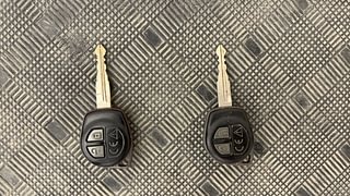 Used 2018 Maruti Suzuki Ignis [2017-2020] Delta MT Petrol Petrol Manual extra CAR KEY VIEW