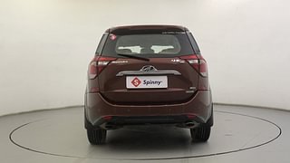Used 2018 Mahindra XUV500 [2018-2021] W11 AT Diesel Automatic exterior BACK VIEW