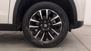 Used 2021 Maruti Suzuki Vitara Brezza [2020-2022] ZXI Plus AT Petrol Automatic tyres RIGHT FRONT TYRE RIM VIEW