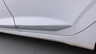 Used 2022 Hyundai Grand i10 Nios Sportz 1.0 Turbo GDI Petrol Manual dents MINOR SCRATCH