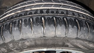 Used 2021 Toyota Glanza [2019-2022] G Petrol Manual tyres LEFT FRONT TYRE TREAD VIEW